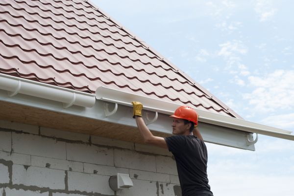 Cost of Rain Gutter Repair in Lutz