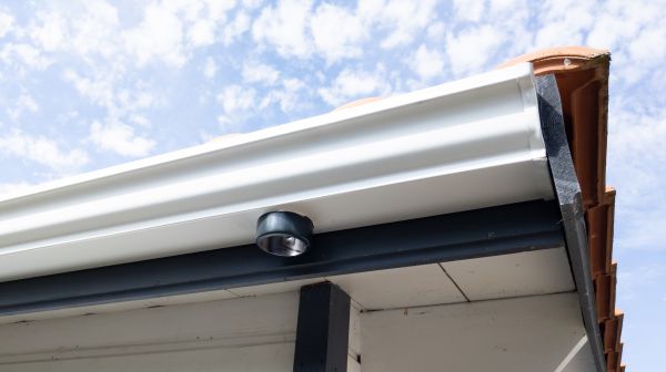 Cost of Seamless Gutters Installation in Lutz