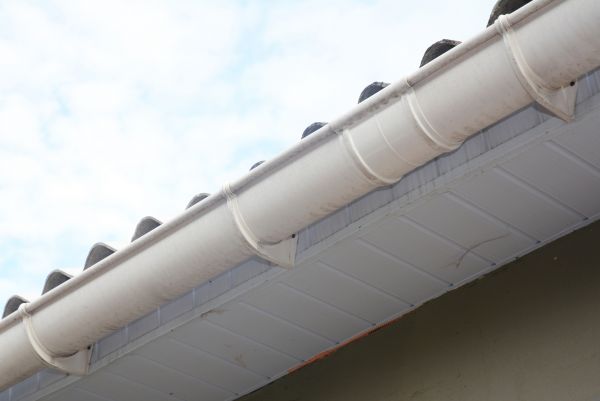 Cost of Plastic Gutter Installation in Lutz
